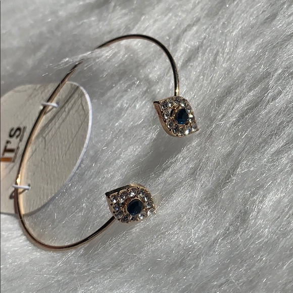 🧿Evil Eye Cuff Bracelet from Eye Smooch🧿 - Picture 3 of 5